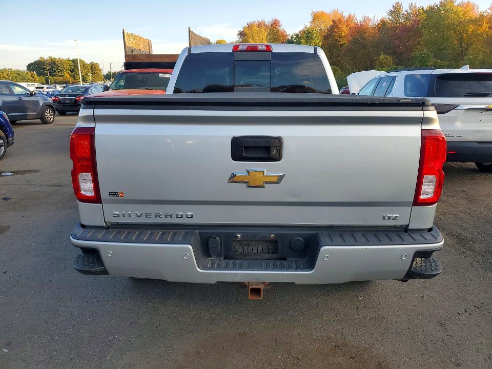 72934046 :رقم المزاد ، 3GCUKSEJ3HG410579 vin ، 2017 Chevrolet Silverado مزاد بيع