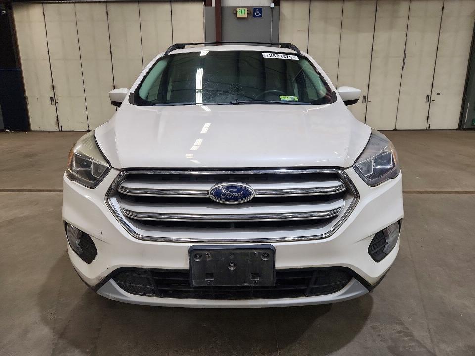 Продажа на аукционе авто 2018 Ford Escape, vin: 1FMCU9HD0JUB57997, номер лота: 72881976