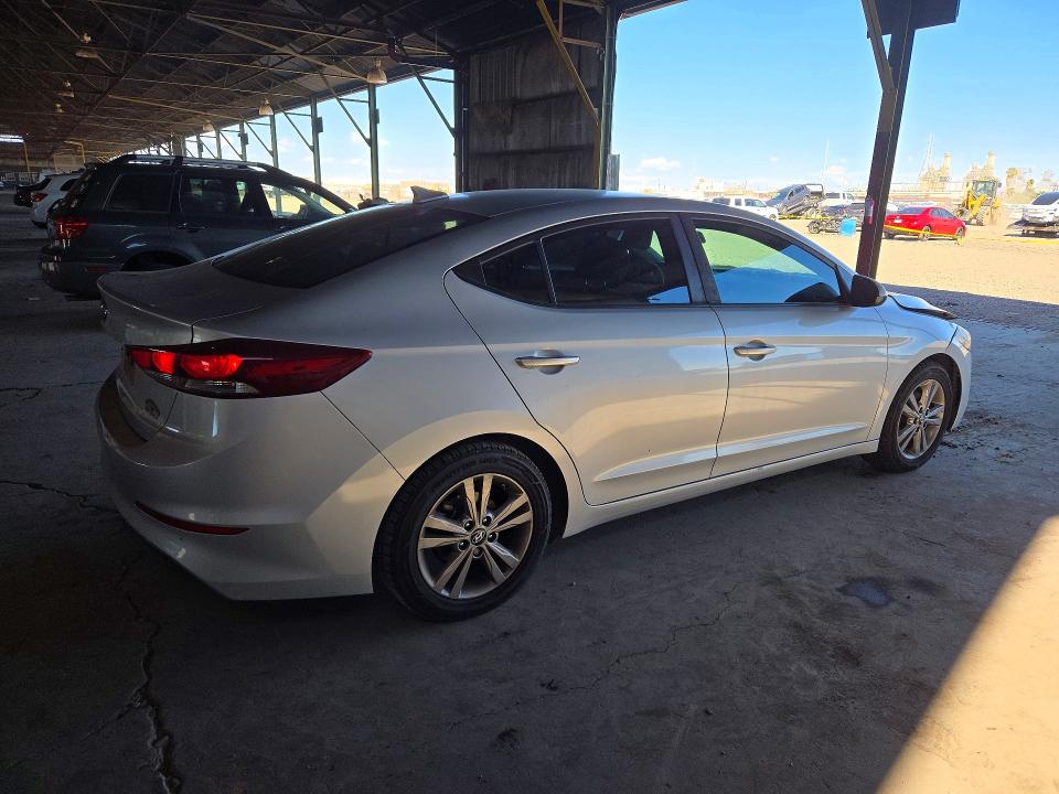 72190036 :رقم المزاد ، KMHD84LF4JU499828 vin ، 2018 Hyundai Elantra مزاد بيع