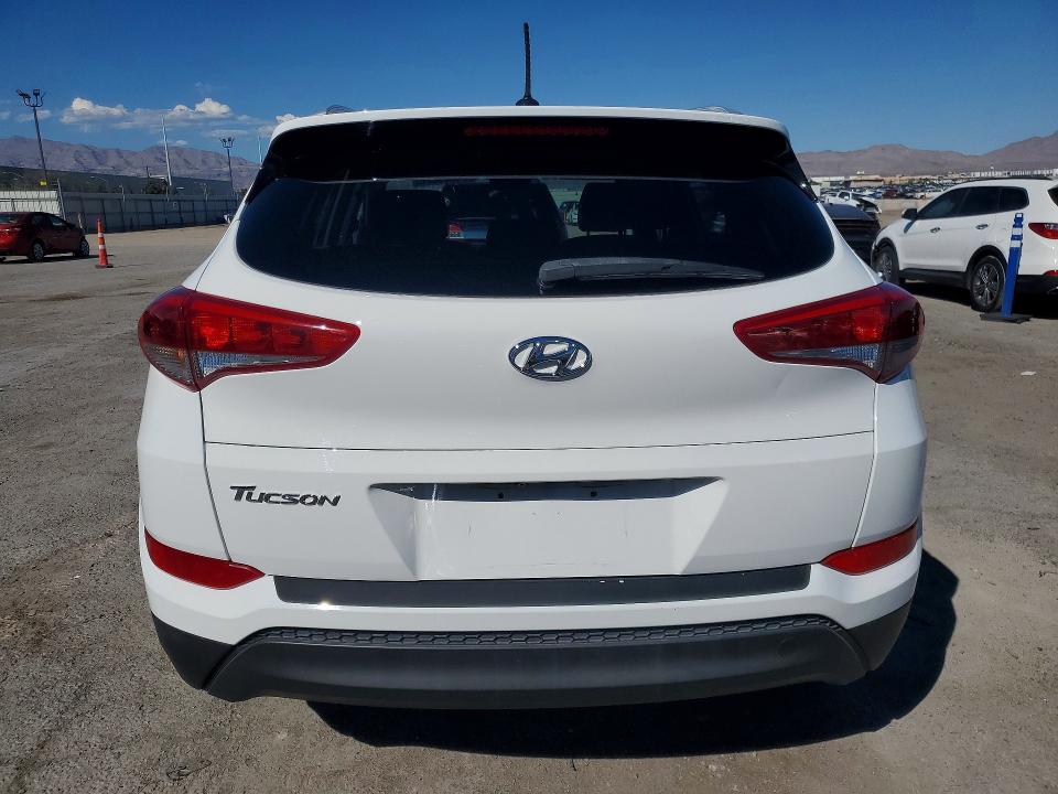 2017 Hyundai Tucson მანქანა იყიდება აუქციონზე, vin: KM8J33A46HU441968, აუქციონის ნომერი: 71809526