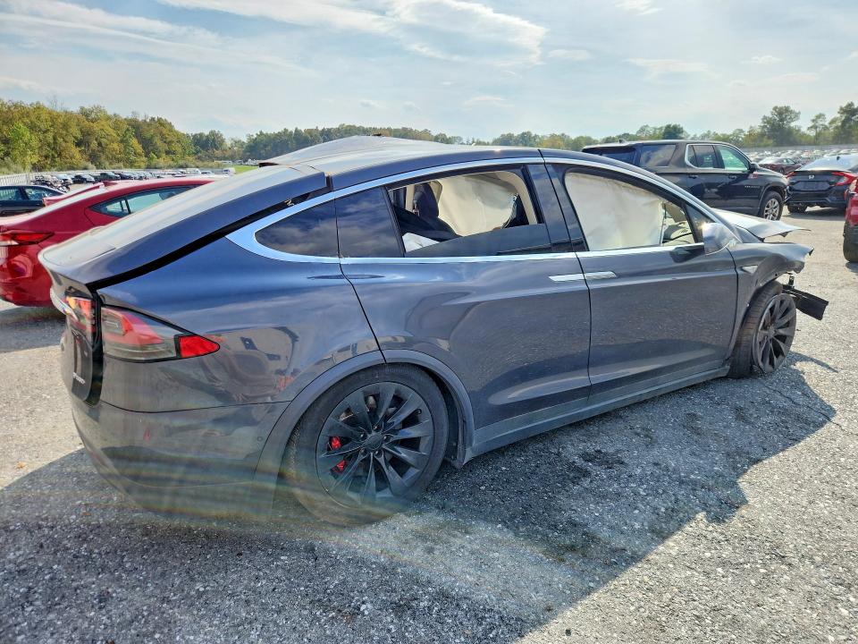 Продажа на аукционе авто 2016 Tesla Model X, vin: 5YJXCBE40GF004445, номер лота: 71586856