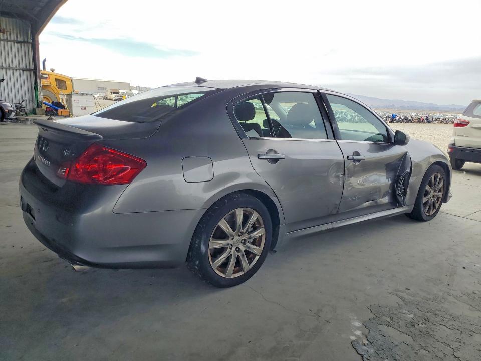 2010 Infiniti G37 Sedan მანქანა იყიდება აუქციონზე, vin: JN1CV6AP7AM404049, აუქციონის ნომერი: 71761676