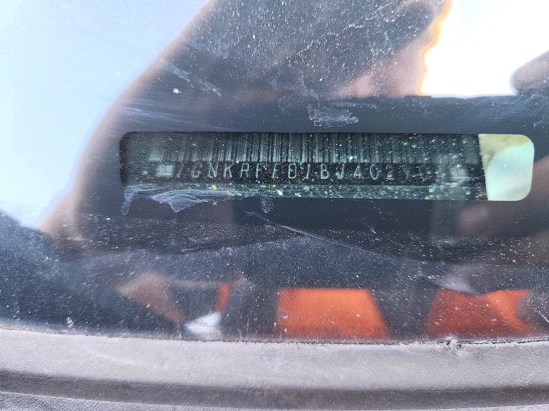72761366 :رقم المزاد ، 1GNKRFED1BJ402904 vin ، 2011 Chevrolet Traverse مزاد بيع