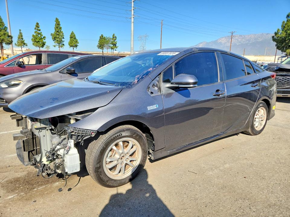 Продаж на аукціоні авто 2021 Toyota Prius Prime, vin: JTDKAMFP2M3194620, номер лоту: 69087026