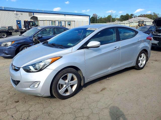 Aukcja sprzedaży 2013 Hyundai Elantra, vin: KMHDH4AE2DU930908, numer aukcji: 72523736
