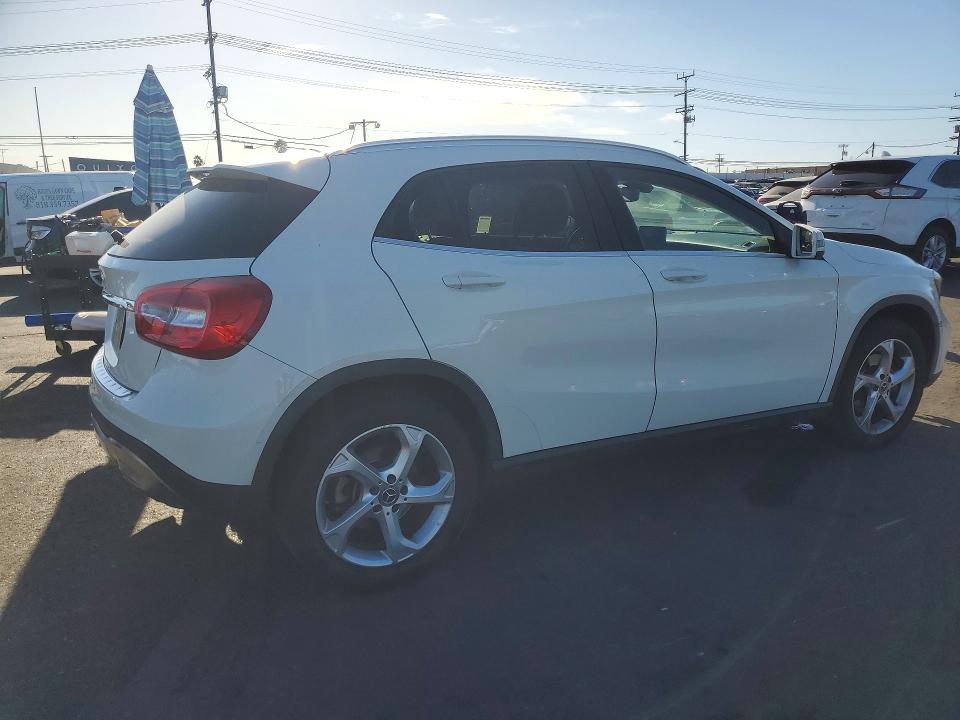 2018 Mercedes-benz Gla მანქანა იყიდება აუქციონზე, vin: WDCTG4EB9JJ403202, აუქციონის ნომერი: 73365116
