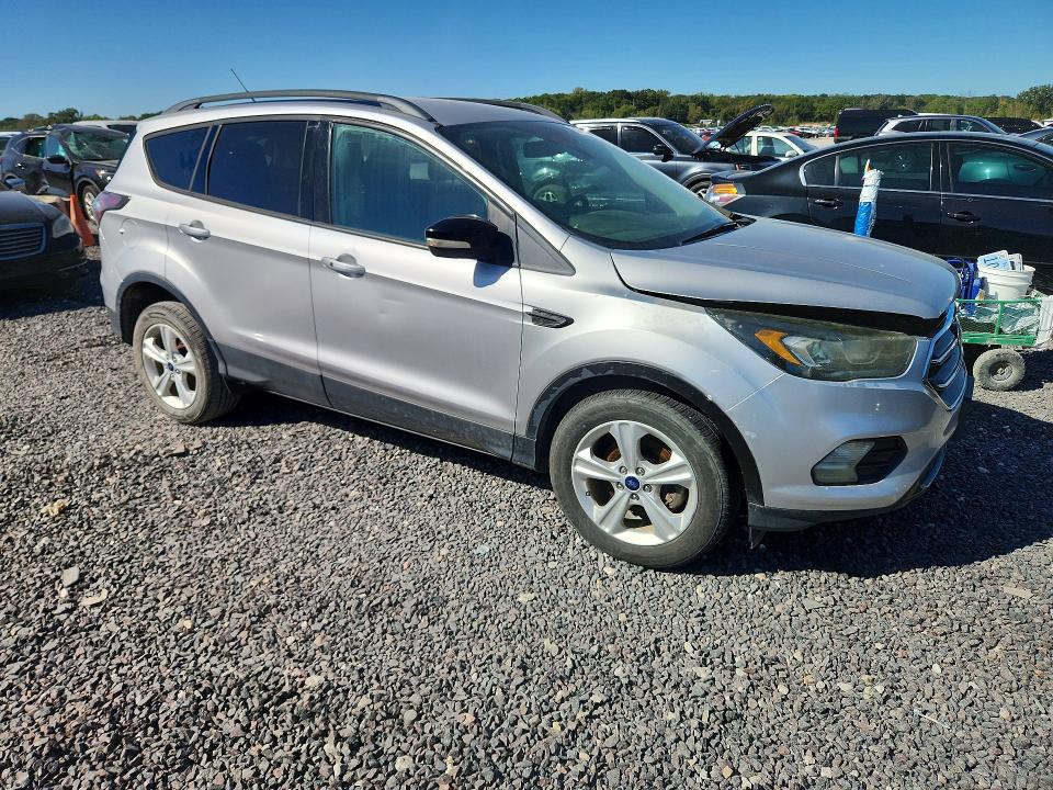 Продажа на аукционе авто 2017 Ford Escape, vin: 1FMCU0JD2HUA61756, номер лота: 70441036