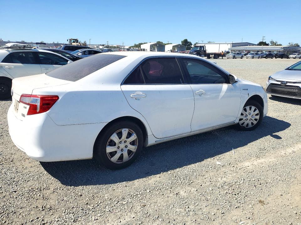 72323846 :رقم المزاد ، 4T1BD1FK6EU136592 vin ، 2014 Toyota Camry Hybrid مزاد بيع