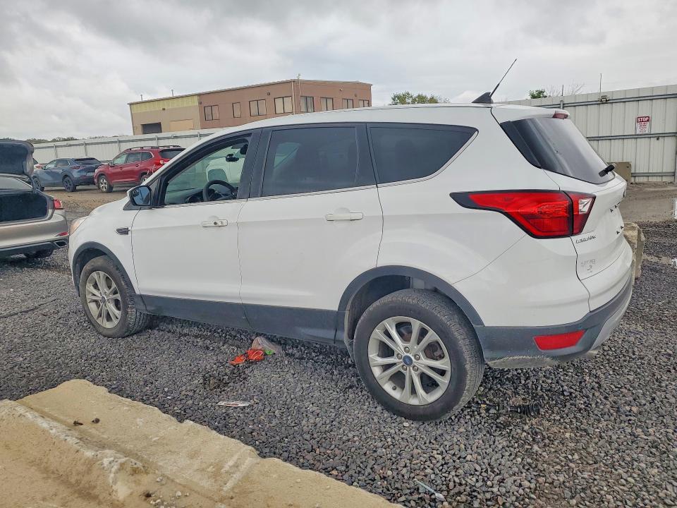 71487086 :رقم المزاد ، 1FMCU9GD0KUA65453 vin ، 2019 Ford Escape مزاد بيع