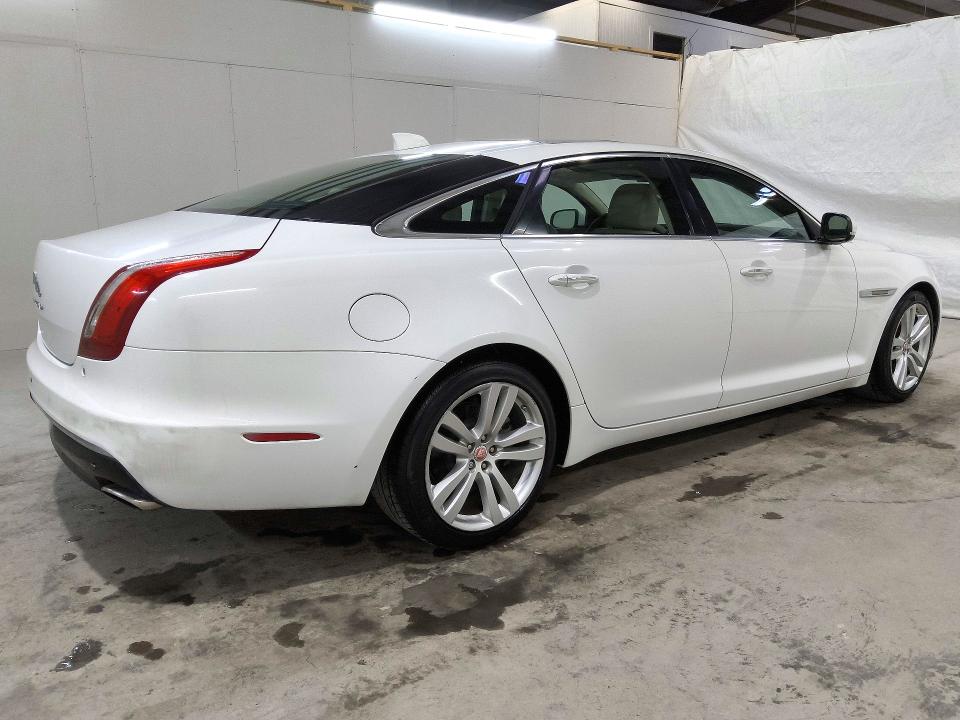 Продаж на аукціоні авто 2016 Jaguar Xjl, vin: SAJWA2G75G8V99089, номер лоту: 73354676