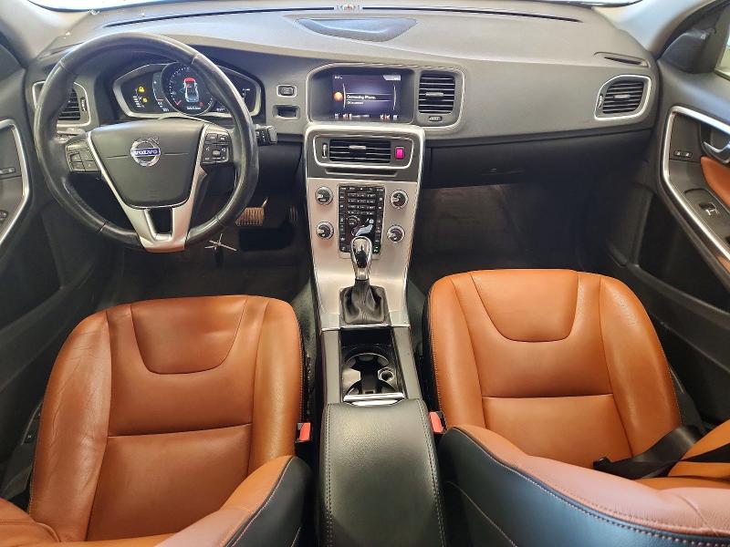 Aukcja sprzedaży 2018 Volvo S60, vin: LYV402TK3JB185806, numer aukcji: 71567076