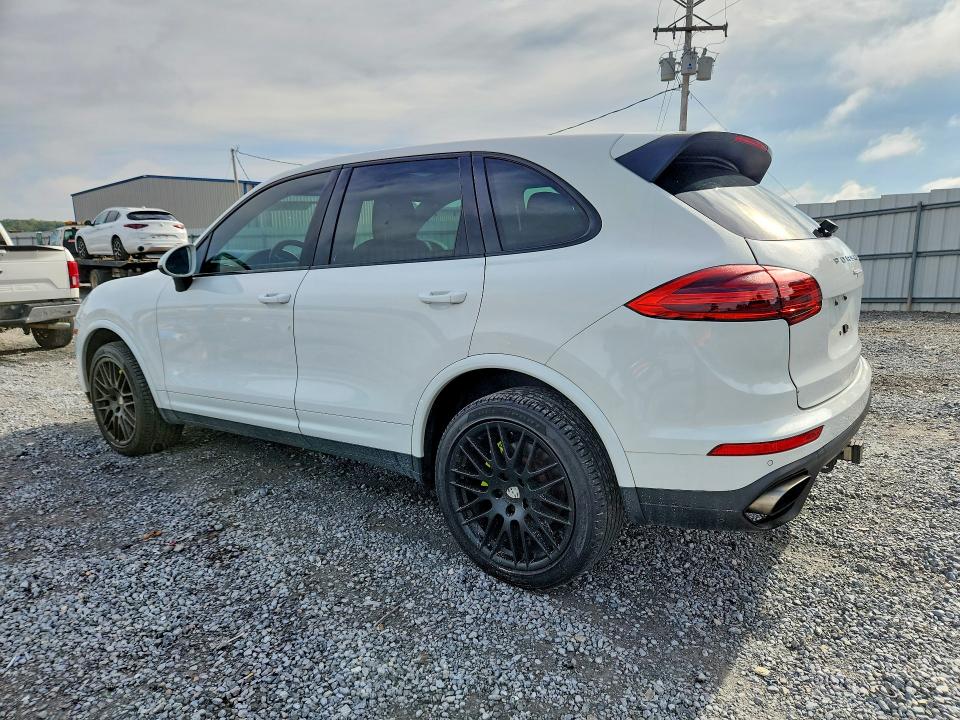 Продаж на аукціоні авто 2017 Porsche Cayenne, vin: WP1AA2A2XHKA80368, номер лоту: 71712356