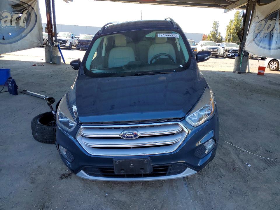 2019 Ford Escape მანქანა იყიდება აუქციონზე, vin: 1FMCU0J96KUB82972, აუქციონის ნომერი: 71668336
