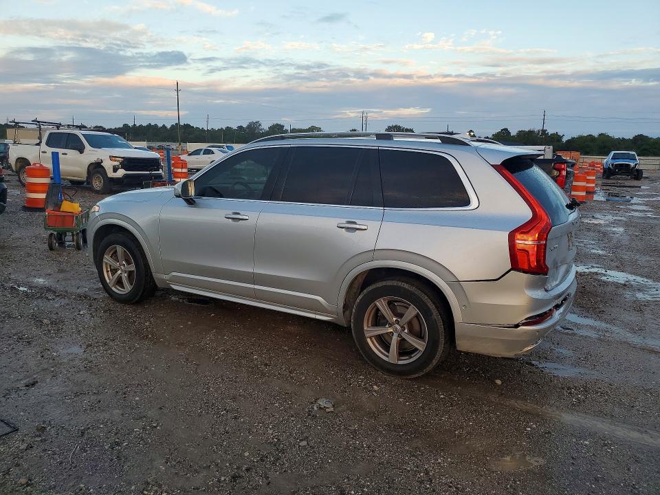 2017 Volvo Xc90 მანქანა იყიდება აუქციონზე, vin: YV4102KK7H1105586, აუქციონის ნომერი: 70149476
