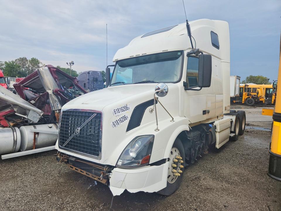 Продажа на аукционе авто 2011 Volvo Vn, vin: 4V4NC9TH7BN531144, номер лота: 61816206