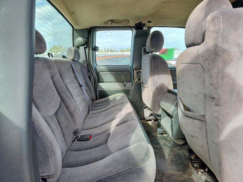 68827176 :رقم المزاد ، 1GTHK29U56E136926 vin ، 2006 Gmc Sierra مزاد بيع