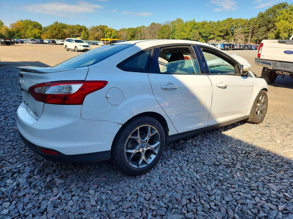 71671576 :رقم المزاد ، 1FADP3F22EL143275 vin ، 2014 Ford Focus مزاد بيع