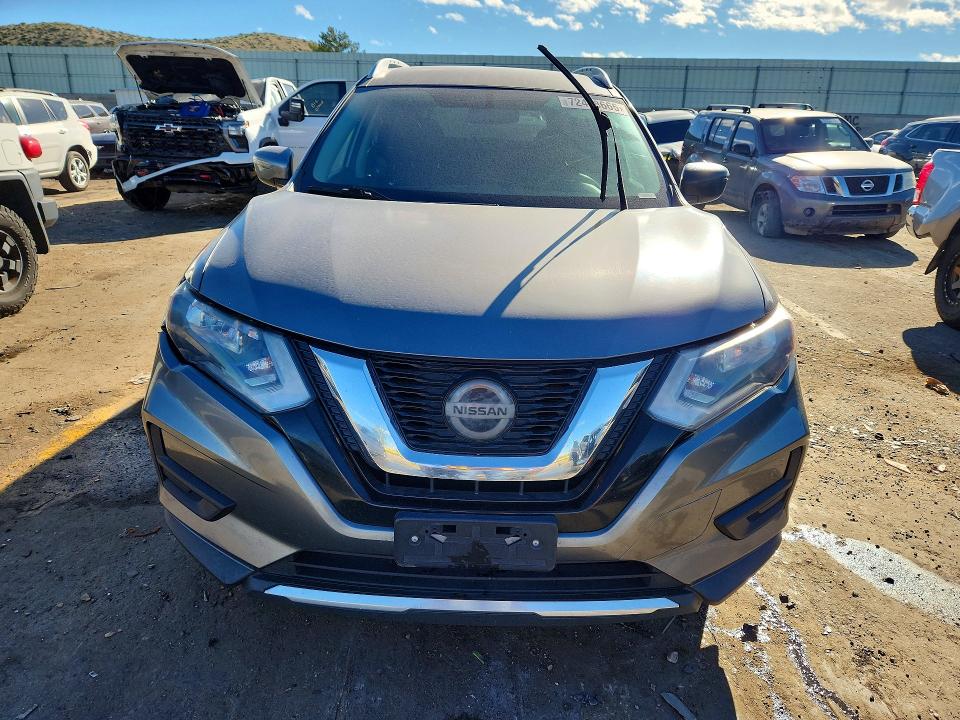 2018 Nissan Rogue მანქანა იყიდება აუქციონზე, vin: KNMAT2MV1JP560969, აუქციონის ნომერი: 72448666