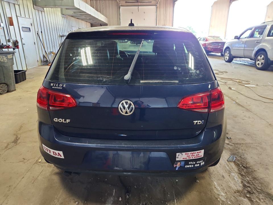 71306376 :رقم المزاد ، 3VW2A7AUXFM047183 vin ، 2015 Volkswagen Golf مزاد بيع