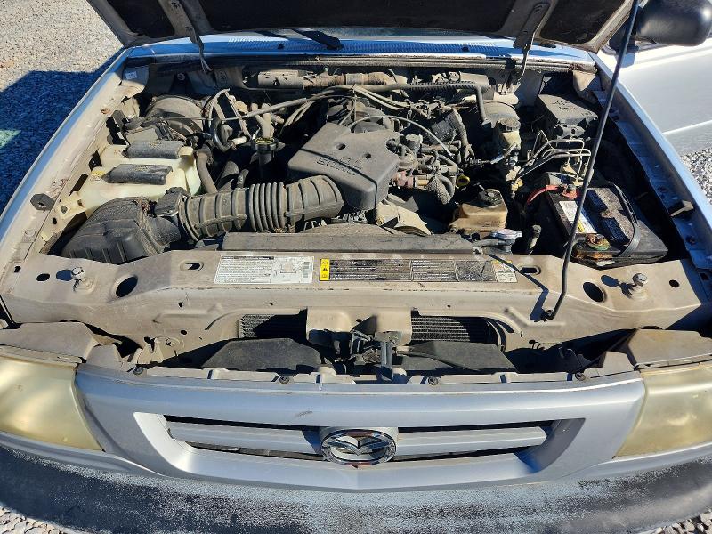 71913486 :رقم المزاد ، 4F4YR46E12TM22175 vin ، 2002 Mazda B4000 مزاد بيع