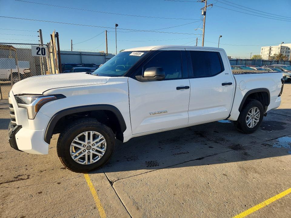 71496836 :رقم المزاد ، 5TFLA5DB5RX227336 vin ، 2024 Toyota Tundra مزاد بيع