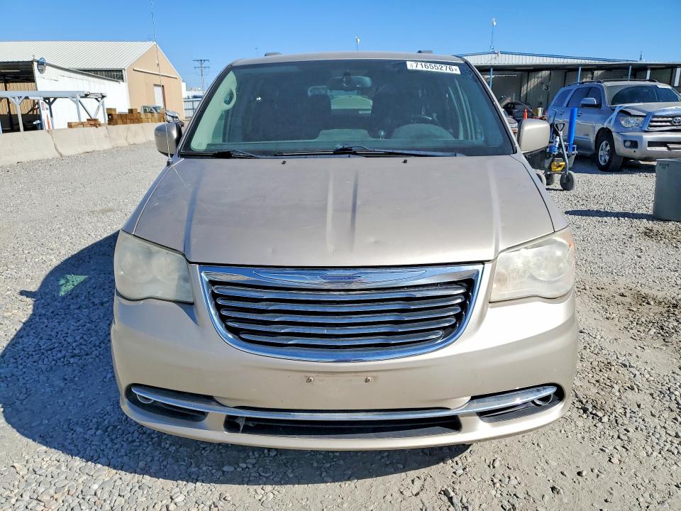 71655276 :رقم المزاد ، 2C4RC1BGXDR674747 vin ، 2013 Chrysler Town & Country مزاد بيع