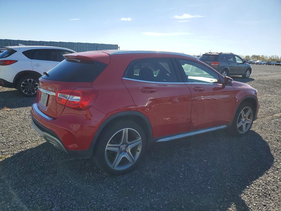 71877326 :رقم المزاد ، WDCTG4GB3GJ256042 vin ، 2016 Mercedes-benz Gla مزاد بيع