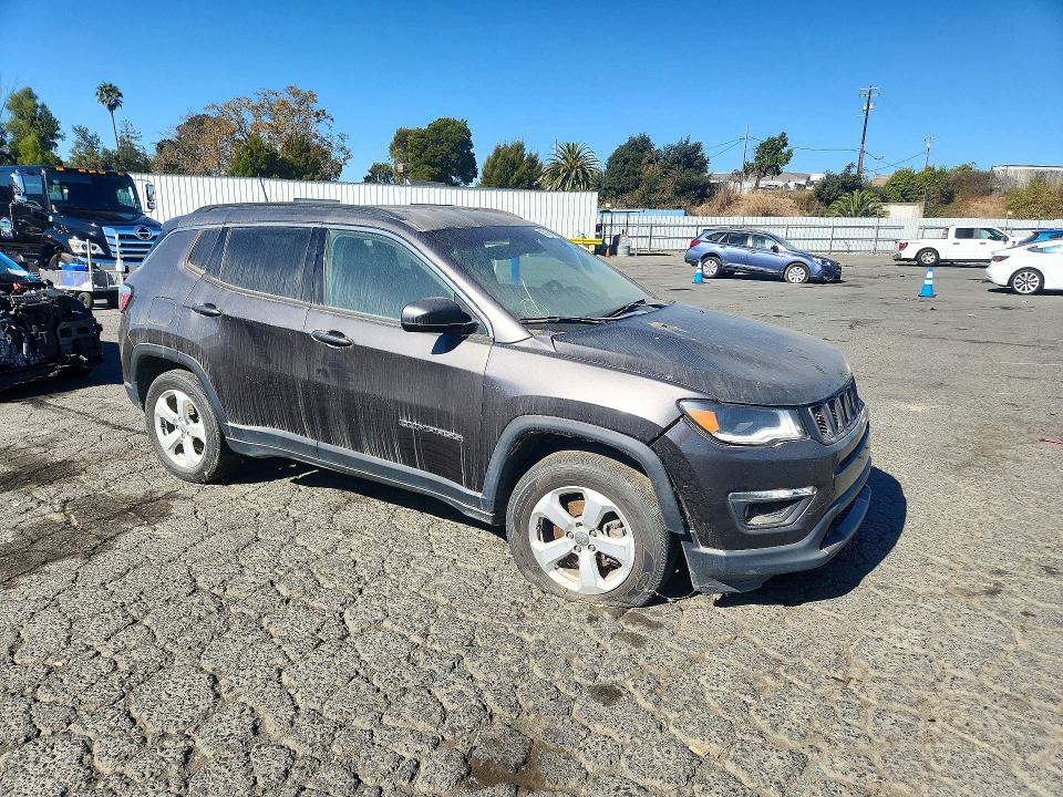 Продажа на аукционе авто 2020 Jeep Compass, vin: 3C4NJDBB4LT131982, номер лота: 72130156
