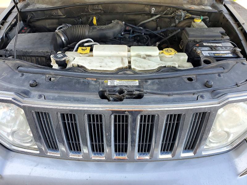 71692266 :رقم المزاد ، 1C4PJLAK8CW117582 vin ، 2012 Jeep Liberty مزاد بيع