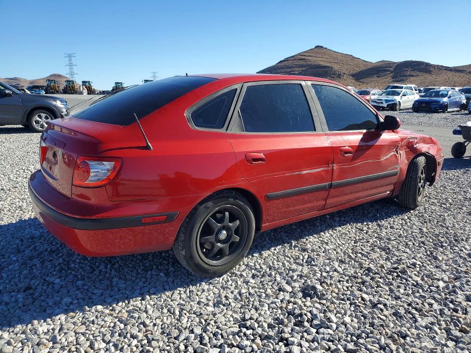 2005 Hyundai Elantra მანქანა იყიდება აუქციონზე, vin: KMHDN56D85U164666, აუქციონის ნომერი: 70709676