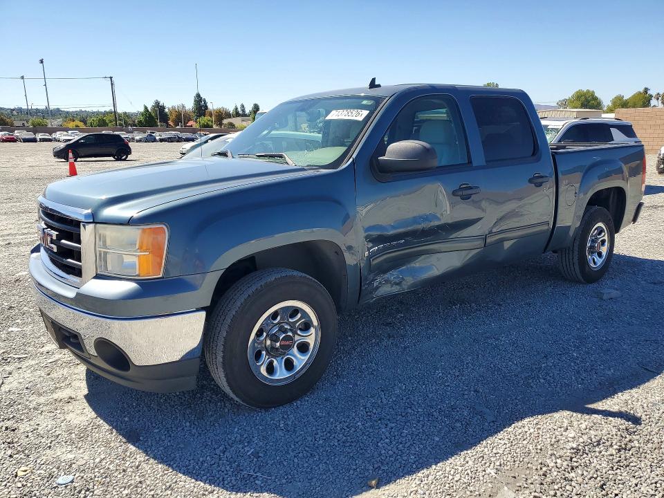 71378526 :رقم المزاد ، 2GTEC13C971533679 vin ، 2007 Gmc New Sierra مزاد بيع
