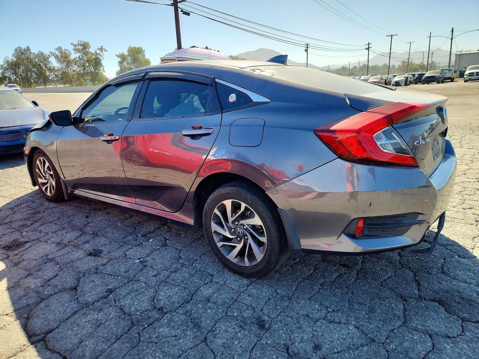 Продажа на аукционе авто 2017 Honda Civic, vin: 2HGFC2F78HH515452, номер лота: 71474016