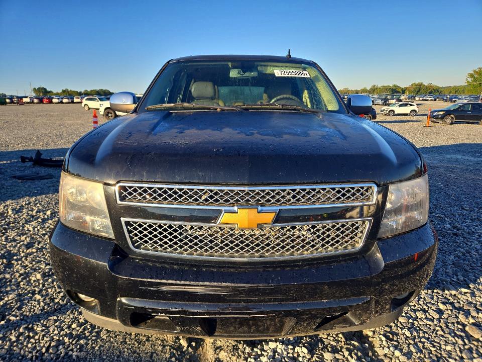 Продаж на аукціоні авто 2014 Chevrolet Suburban, vin: 1GNSCJE08ER137700, номер лоту: 72555086
