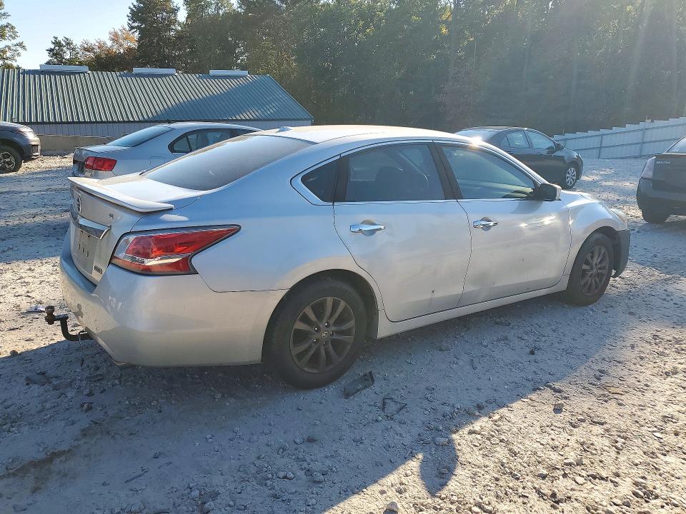 Продажа на аукционе авто 2015 Nissan Altima, vin: 1N4AL3AP7FN901697, номер лота: 71734956