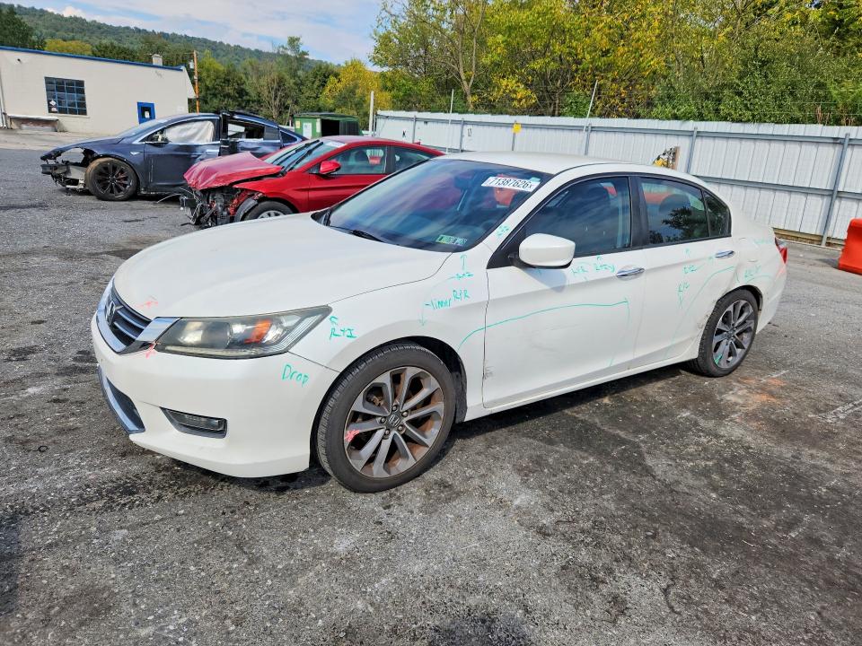 71387626 :رقم المزاد ، 1HGCR2F5XFA242140 vin ، 2015 Honda Accord مزاد بيع