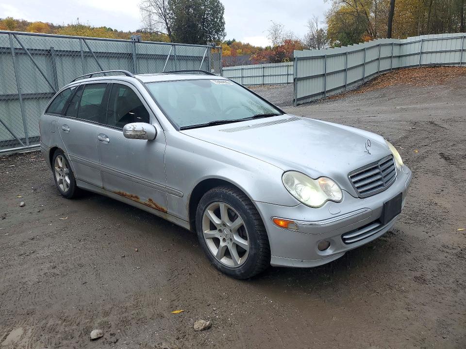 2005 Mercedes-benz C მანქანა იყიდება აუქციონზე, vin: WDBRH81J35F654922, აუქციონის ნომერი: 72404836