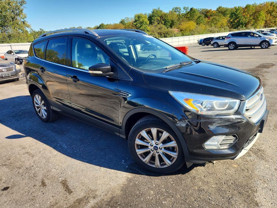 71980716 :رقم المزاد ، 1FMCU9J93HUE52205 vin ، 2017 Ford Escape مزاد بيع
