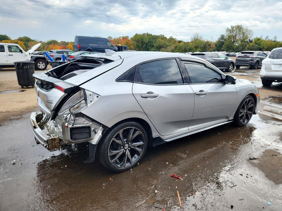 Продажа на аукционе авто 2018 Honda Civic, vin: SHHFK7H96JU401604, номер лота: 72871536