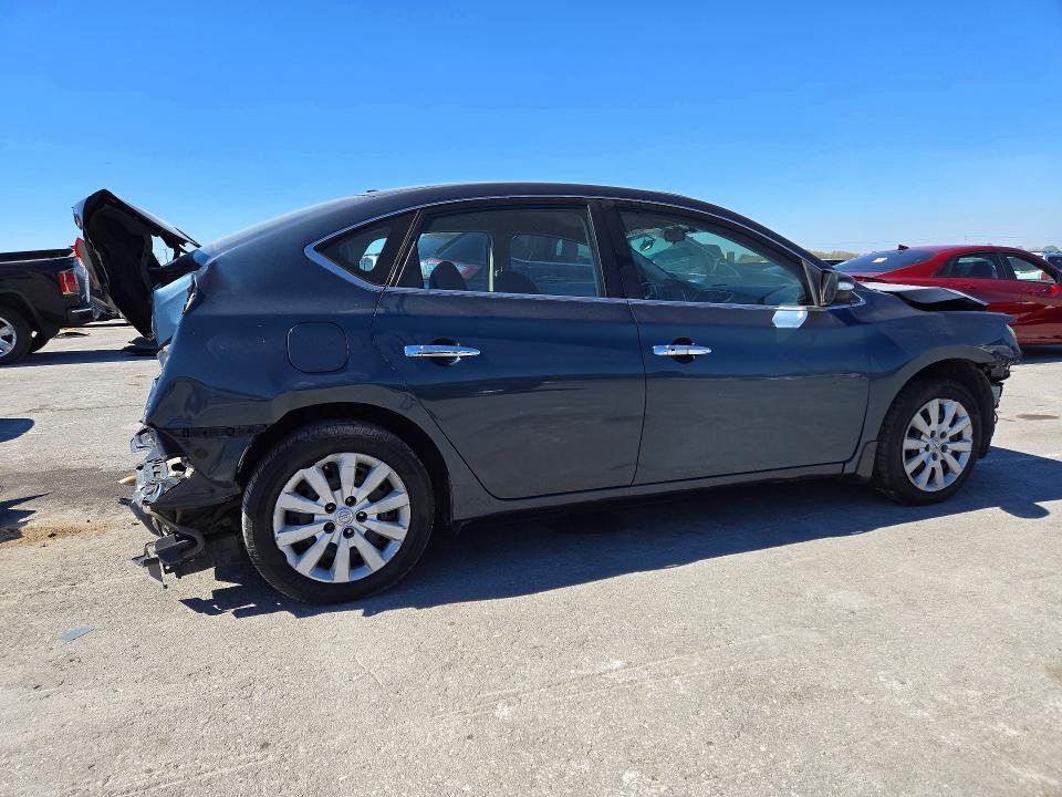 2016 Nissan Sentra მანქანა იყიდება აუქციონზე, vin: 3N1AB7AP7GL662581, აუქციონის ნომერი: 70875046