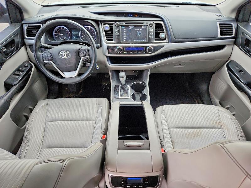 71073086 :رقم المزاد ، 5TDBKRFH7GS226774 vin ، 2016 Toyota Highlander مزاد بيع