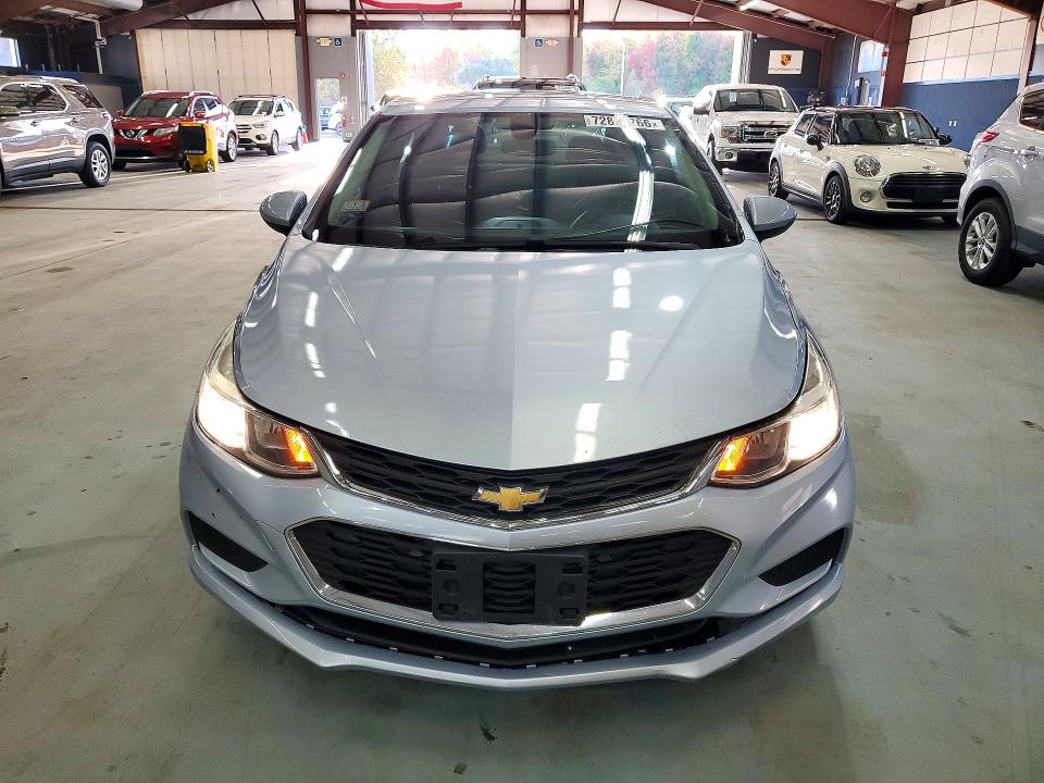 72874766 :رقم المزاد ، 1G1BC5SM0H7166754 vin ، 2017 Chevrolet Cruze مزاد بيع