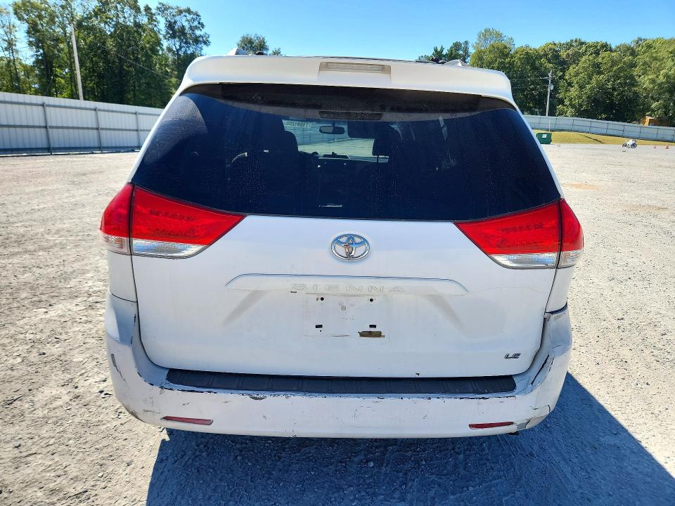 2012 Toyota Sienna მანქანა იყიდება აუქციონზე, vin: 5TDKK3DC0CS207952, აუქციონის ნომერი: 71691206