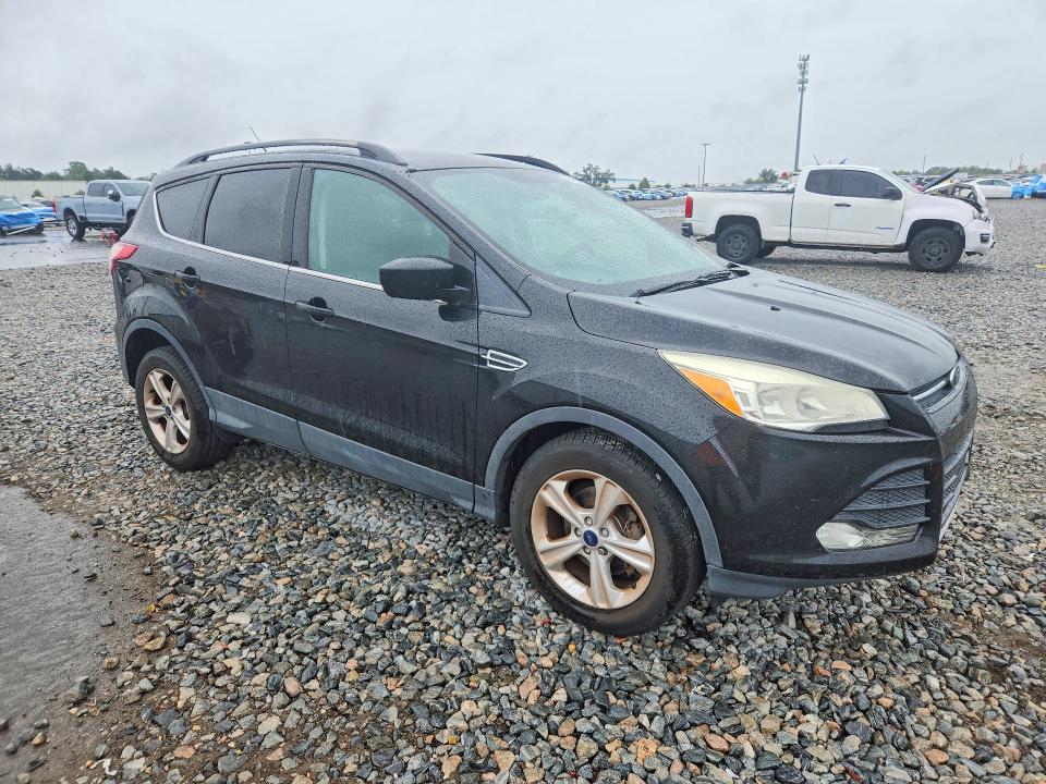 71914206 :رقم المزاد ، 1FMCU0GX5EUD77472 vin ، 2014 Ford Escape مزاد بيع