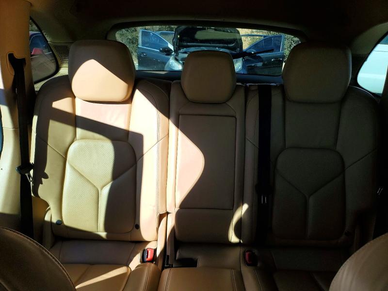 2013 Porsche Cayenne მანქანა იყიდება აუქციონზე, vin: WP1AB2A2XDLA81652, აუქციონის ნომერი: 71893636