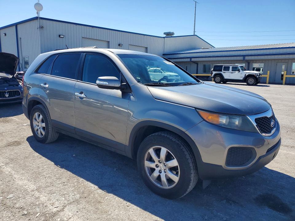 71428686 :رقم المزاد ، 5XYKT3A15BG171803 vin ، 2011 Kia Sorento مزاد بيع