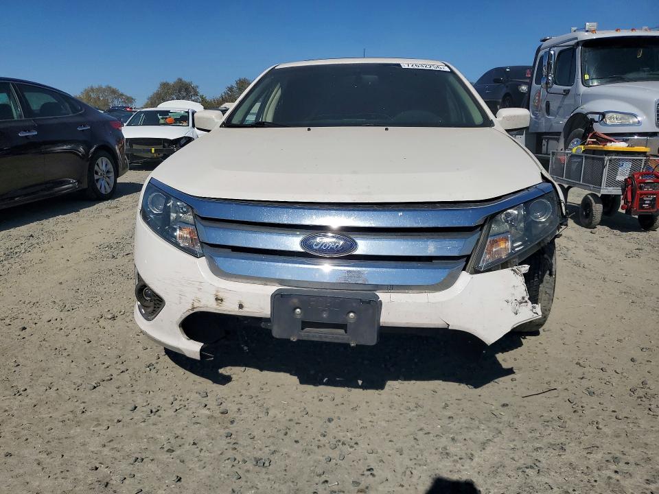 2010 Ford Fusion მანქანა იყიდება აუქციონზე, vin: 3FAHP0JA5AR266658, აუქციონის ნომერი: 72632256