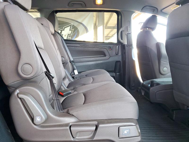 71854746 :رقم المزاد ، 5FNRL6H5XJB104399 vin ، 2018 Honda Odyssey مزاد بيع