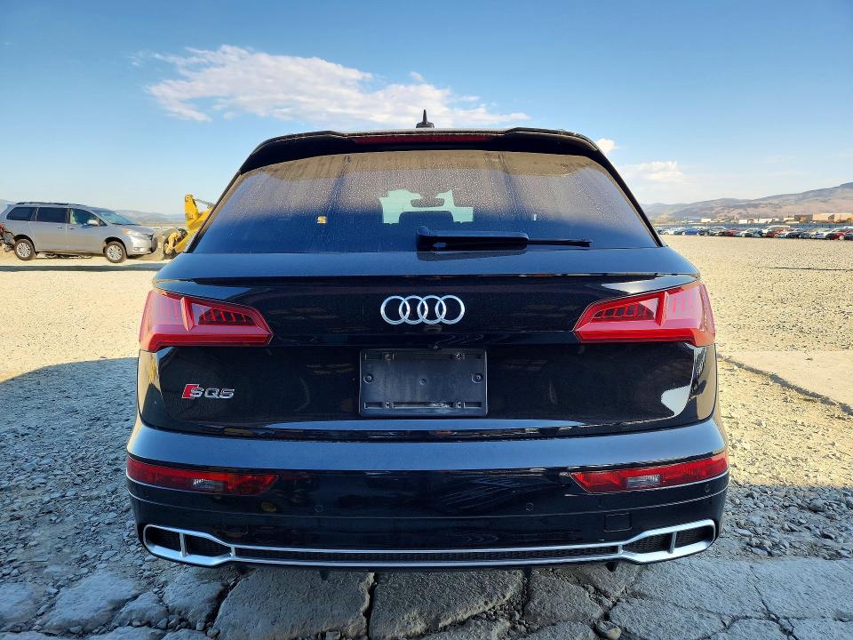 71409116 :رقم المزاد ، WA1A4AFY6J2197980 vin ، 2018 Audi Sq5 مزاد بيع