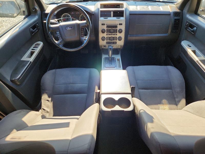 71525896 :رقم المزاد ، 1FMCU9DGXAKC24939 vin ، 2010 Ford Escape مزاد بيع