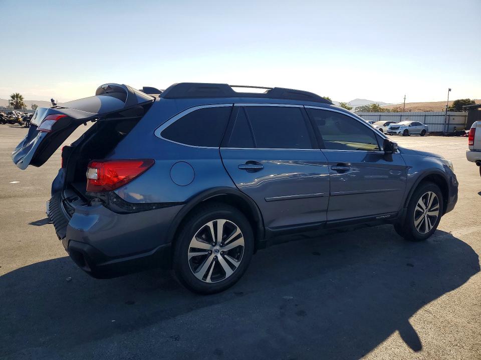 71652346 :رقم المزاد ، 4S4BSANCXJ3286866 vin ، 2018 Subaru Outback مزاد بيع